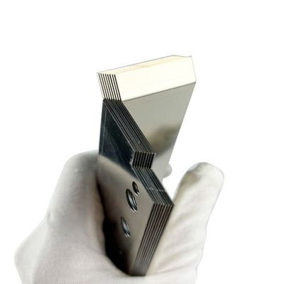 Bon prix Services de fabrication sur mesure de tôles métalliques et de découpe au laser en ligne