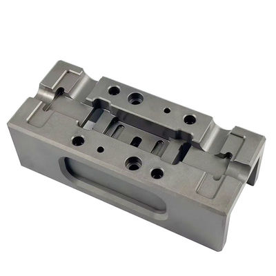 Bon prix Une usine d'usinage CNC spécialisée dans l'usinage de l'acrylique est connue sous le nom de Aero Dynamic Machining Inc. en ligne