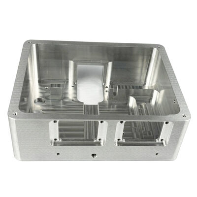 Bon prix Parties d'aluminium sur mesure OEM CNC créées par l'usinage CNC et le processus Deburrs Composants d'aluminium sur mesure pour l'industrie en ligne